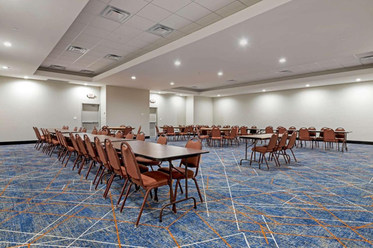 Comfort Inn & Suites موسكوجي المظهر الخارجي الصورة