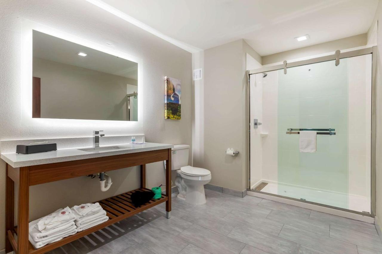 Comfort Inn & Suites موسكوجي المظهر الخارجي الصورة