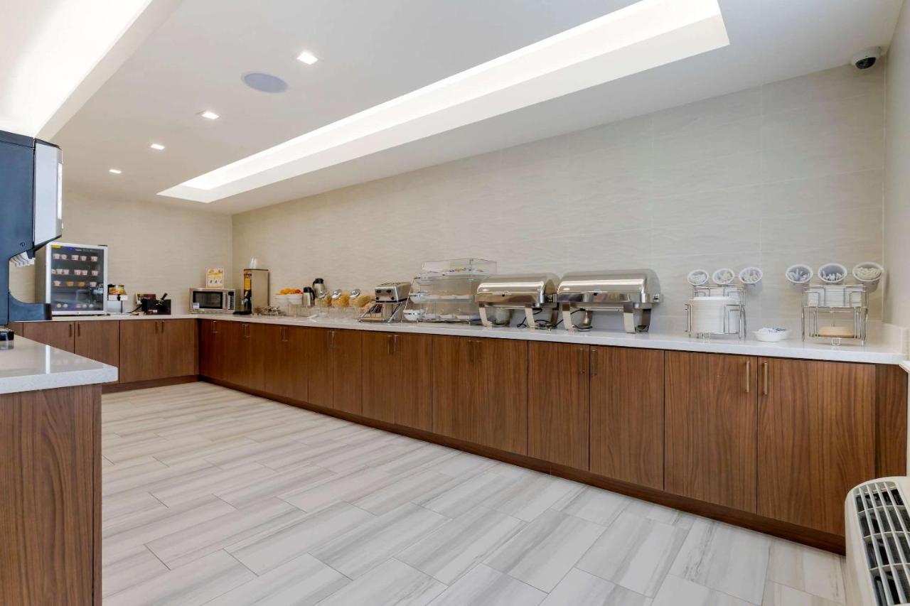 Comfort Inn & Suites موسكوجي المظهر الخارجي الصورة